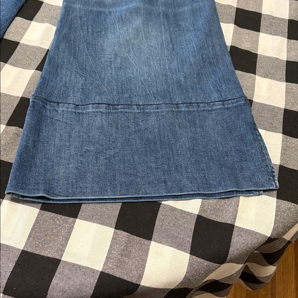 Kut from the Kloth Light Blue Wide-Leg Jeans - Picture 11 of 14